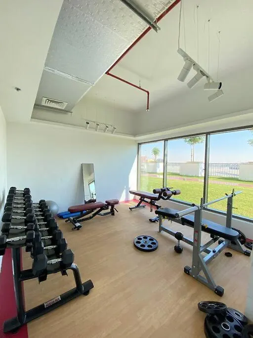 Apartment Near To Downtown With Pool View Dubai