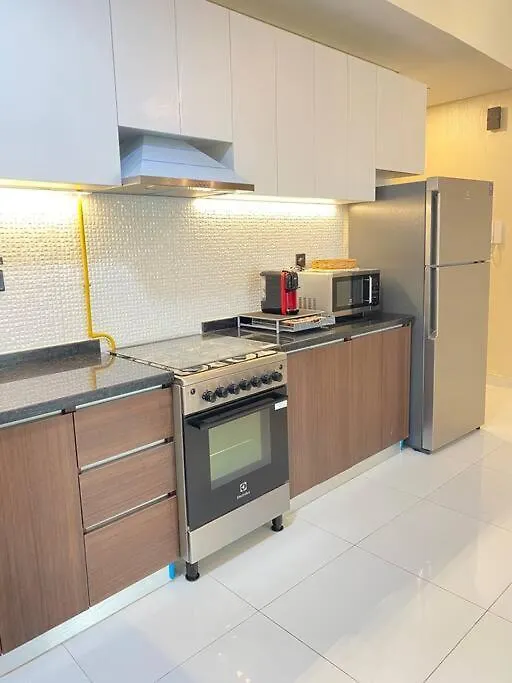 Apartment Near To Downtown With Pool View Dubai