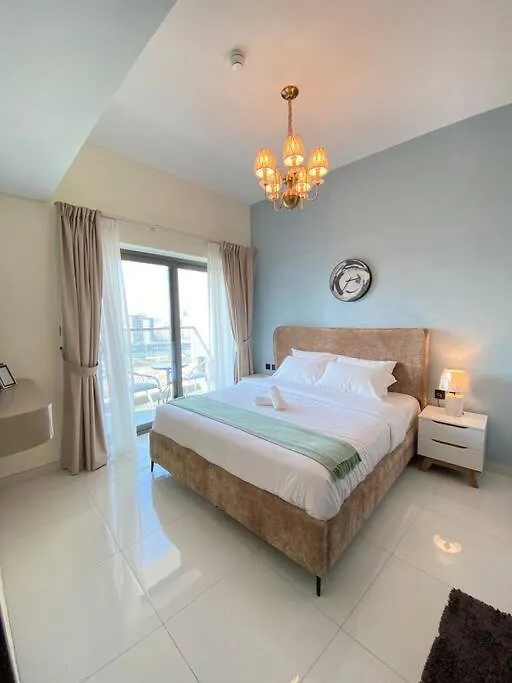 Apartment Near To Downtown With Pool View Dubai