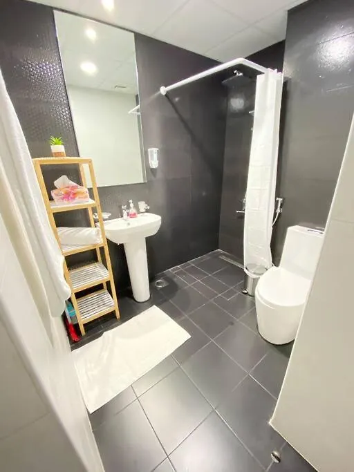 Apartment Near To Downtown With Pool View Dubai