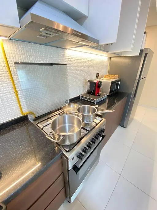 Apartment Near To Downtown With Pool View Dubai