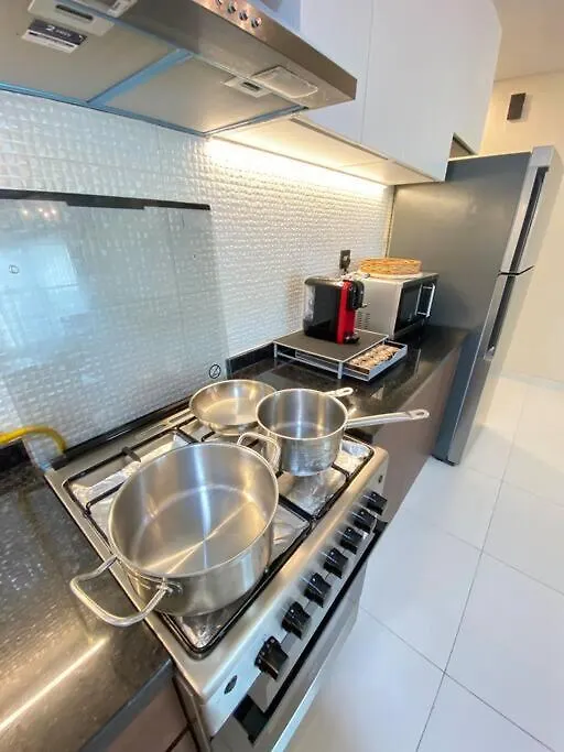 Apartment Near To Downtown With Pool View Dubai