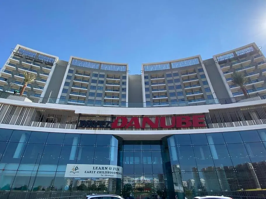 Apartment Near To Downtown With Pool View Dubai United Arab Emirates