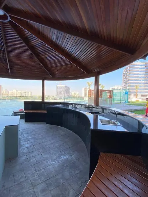 Apartment Near To Downtown With Pool View Dubai United Arab Emirates
