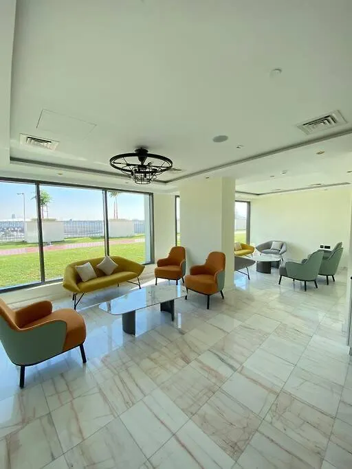 Apartment Near To Downtown With Pool View Dubai
