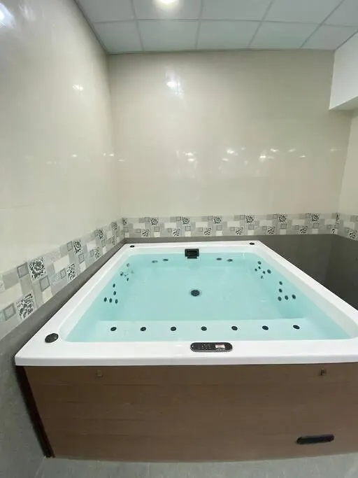 Apartment Near To Downtown With Pool View Dubai United Arab Emirates
